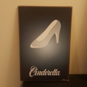Cinderella home accent